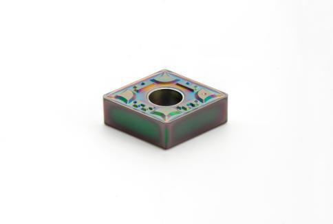 焼入れ鋼旋削チップ